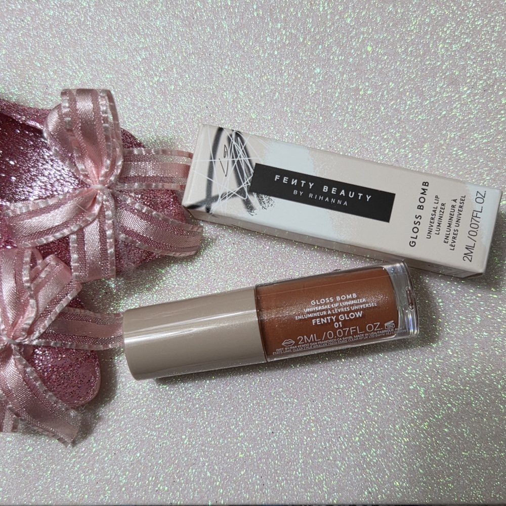 ⭐️ HP ⭐️ Fenty Glow ✨️ Fenty Beauty Gloss Bomb Universal Lip Luminizer NWT - Picture 6 of 7